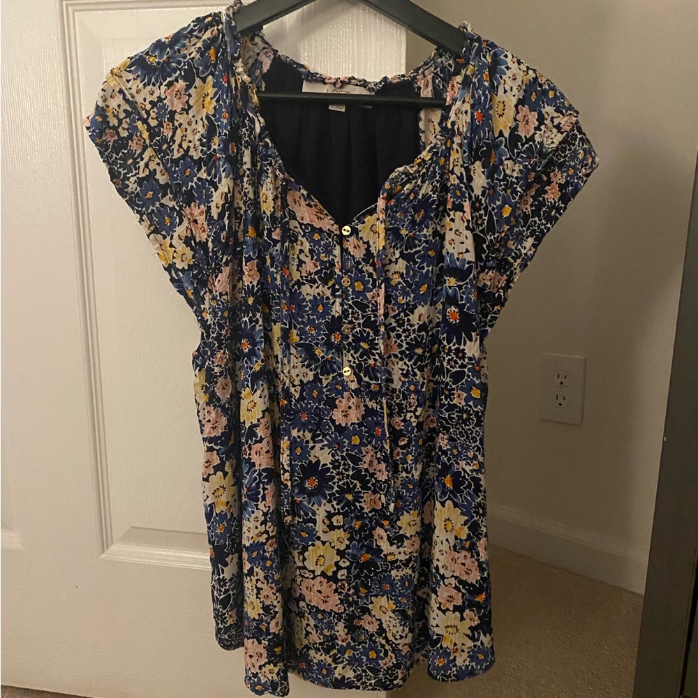 EEEUC LOFT Blue and Yellow Floral Cap Sleeve Blouse